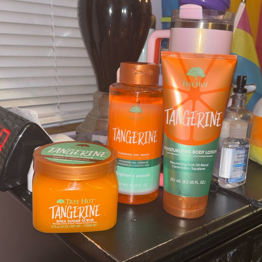 Tree Hut Tangerine Body Care Set
